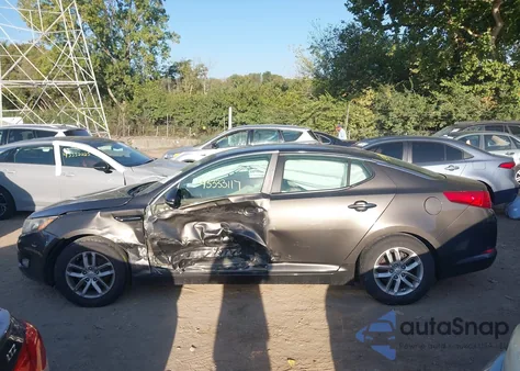 2013 Kia Optima Lx z USA, uszkodzony, nr VIN 5XXGM4A71DG133523